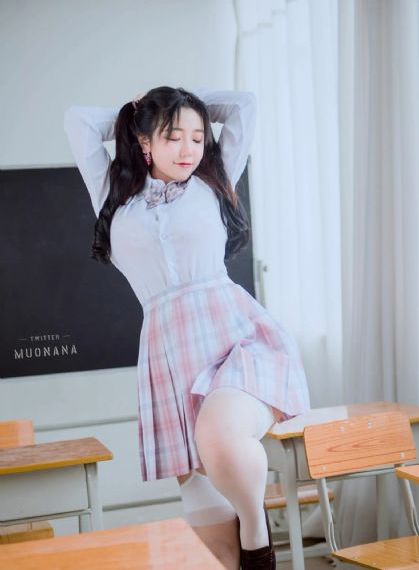 穿书自救指南动漫第一季免费观看