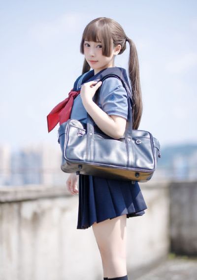 《妈妈的庭院》电视剧