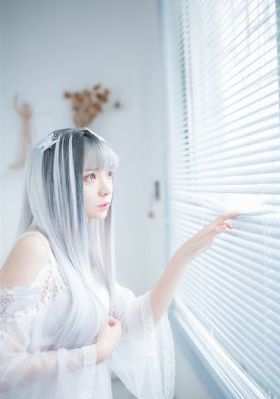 于子涵与摄影师的拍摄地点视频