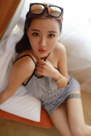 他掀开裙子舌头伸进去动漫软件